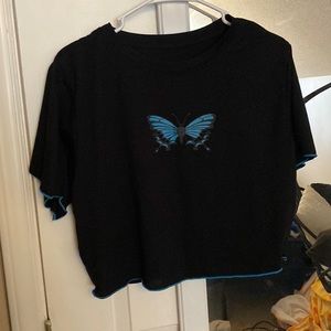 butterfly cropped tee